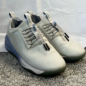 Clove Womens Gray Matter Nursing Shoe Size 10 Work Comfy Low Top Slip On